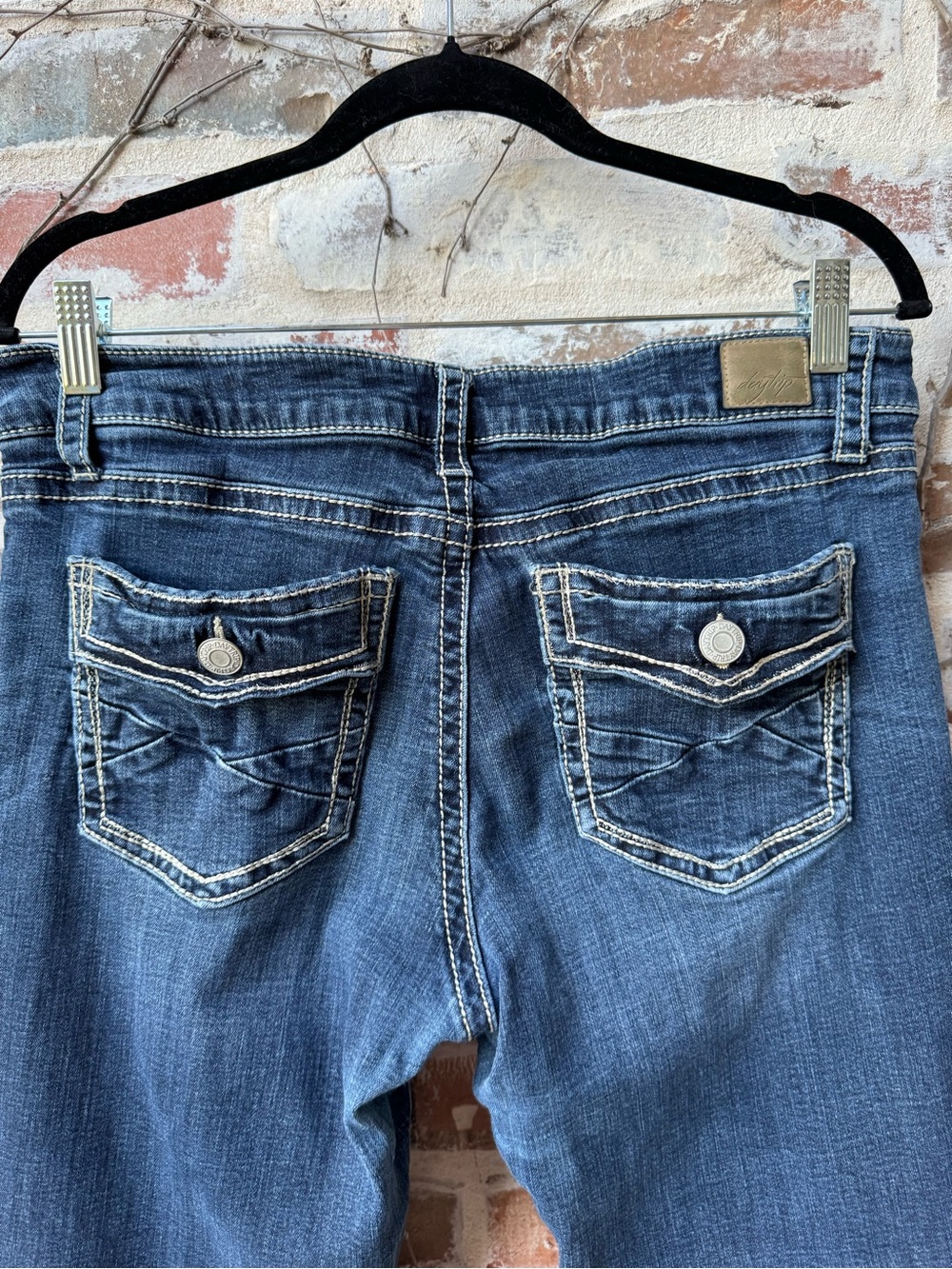 Daytrip Virgo Mid-Rise Straight Crop Jeans - Size 28